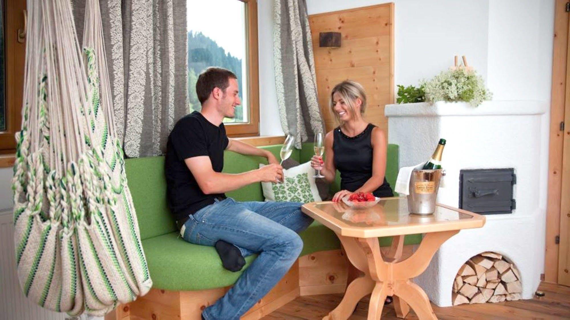 Natur- & Wanderhotel Tuxertal Εξωτερικό φωτογραφία